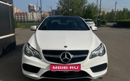 Mercedes-Benz E-Класс, 2015 год, 2 300 000 рублей, 13 фотография