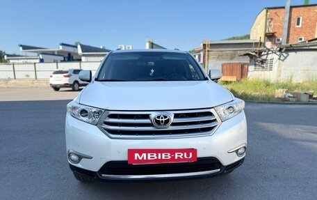 Toyota Highlander III, 2012 год, 2 550 000 рублей, 5 фотография