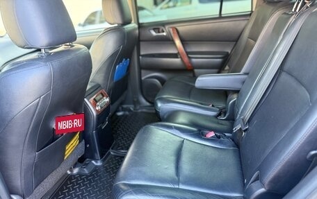 Toyota Highlander III, 2012 год, 2 550 000 рублей, 16 фотография