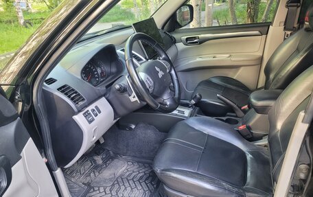 Mitsubishi Pajero Sport II рестайлинг, 2014 год, 2 100 000 рублей, 8 фотография
