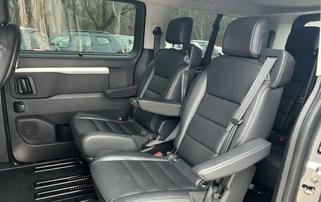 Peugeot Traveller I, 2020 год, 1 750 000 рублей, 18 фотография