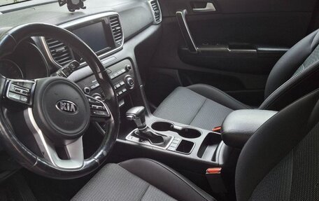 KIA Sportage IV рестайлинг, 2020 год, 2 200 000 рублей, 7 фотография