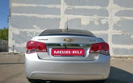 Chevrolet Cruze II, 2011 год, 1 550 000 рублей, 6 фотография