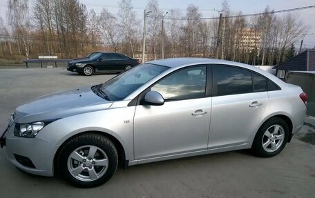 Chevrolet Cruze II, 2011 год, 1 550 000 рублей, 12 фотография