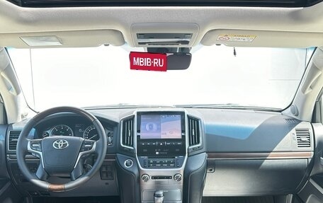 Toyota Land Cruiser 200, 2016 год, 6 990 000 рублей, 14 фотография