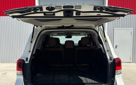Toyota Land Cruiser 200, 2016 год, 6 990 000 рублей, 19 фотография