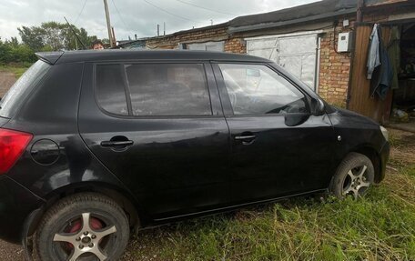 Skoda Fabia II, 2010 год, 390 000 рублей, 4 фотография