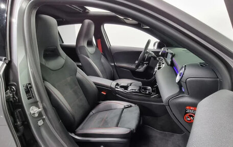 Mercedes-Benz A-Класс AMG, 2022 год, 4 150 000 рублей, 10 фотография