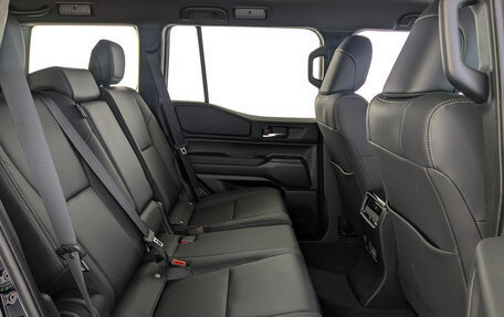 Toyota Land Cruiser Prado, 2024 год, 10 600 000 рублей, 12 фотография