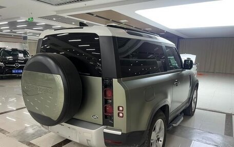 Land Rover Defender II, 2022 год, 5 950 000 рублей, 6 фотография