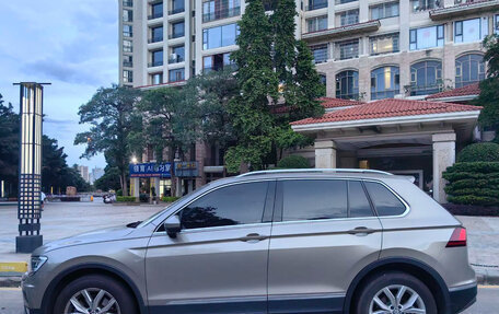 Volkswagen Tiguan II, 2021 год, 2 200 095 рублей, 8 фотография