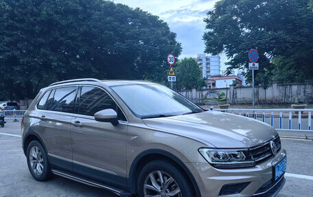 Volkswagen Tiguan II, 2021 год, 2 200 095 рублей, 3 фотография