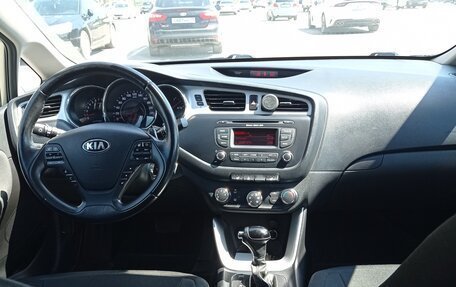 KIA cee'd III, 2014 год, 1 250 000 рублей, 12 фотография