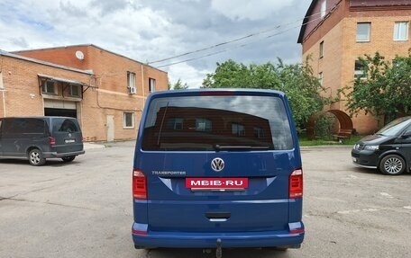 Volkswagen Transporter T5 рестайлинг, 2010 год, 1 950 000 рублей, 3 фотография