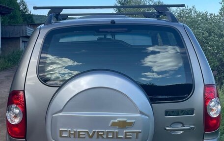 Chevrolet Niva I рестайлинг, 2012 год, 805 000 рублей, 3 фотография
