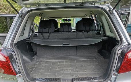 Mitsubishi Outlander III рестайлинг 3, 2006 год, 600 000 рублей, 6 фотография