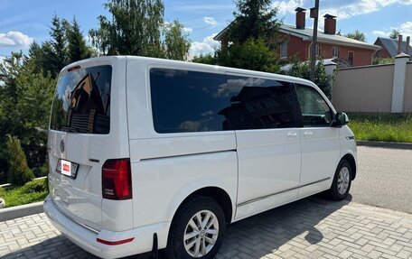Volkswagen Caravelle T6 рестайлинг, 2021 год, 3 290 000 рублей, 4 фотография