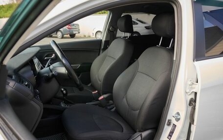 KIA Rio III рестайлинг, 2016 год, 898 000 рублей, 13 фотография