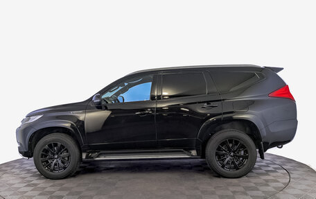 Mitsubishi Pajero Sport III рестайлинг, 2019 год, 2 995 000 рублей, 8 фотография