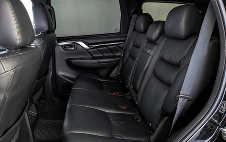 Mitsubishi Pajero Sport III рестайлинг, 2019 год, 2 995 000 рублей, 18 фотография