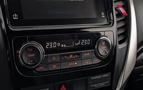 Mitsubishi Pajero Sport III рестайлинг, 2019 год, 2 995 000 рублей, 21 фотография