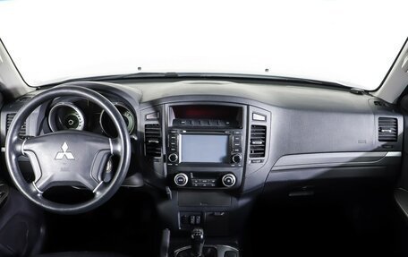 Mitsubishi Pajero IV, 2011 год, 1 700 000 рублей, 13 фотография