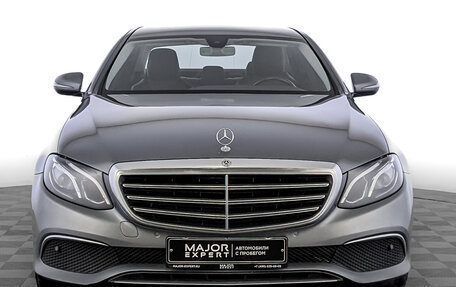 Mercedes-Benz E-Класс, 2018 год, 2 800 000 рублей, 2 фотография