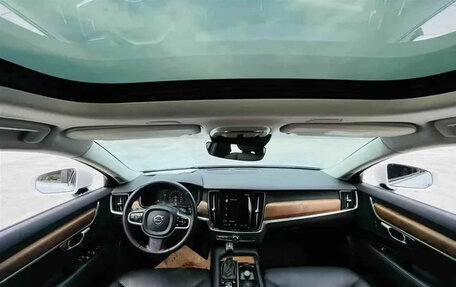 Volvo S90 II рестайлинг, 2019 год, 2 200 065 рублей, 2 фотография