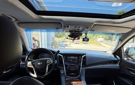 Cadillac Escalade IV, 2017 год, 5 790 000 рублей, 7 фотография