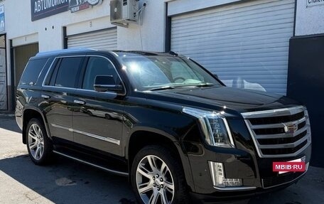 Cadillac Escalade IV, 2017 год, 5 790 000 рублей, 3 фотография