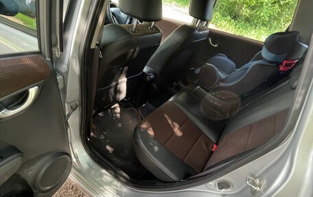 Honda Fit Shuttle I рестайлинг, 2011 год, 985 000 рублей, 11 фотография