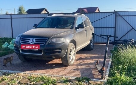 Volkswagen Touareg III, 2006 год, 650 000 рублей, 2 фотография