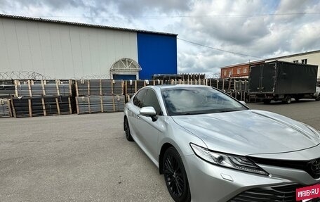 Toyota Camry, 2020 год, 3 800 000 рублей, 8 фотография