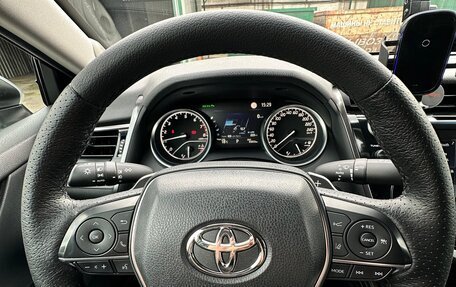 Toyota Camry, 2020 год, 3 800 000 рублей, 20 фотография