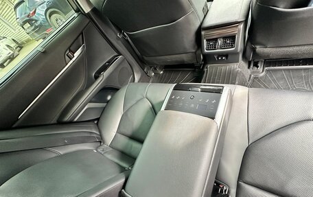 Toyota Camry, 2020 год, 3 800 000 рублей, 36 фотография