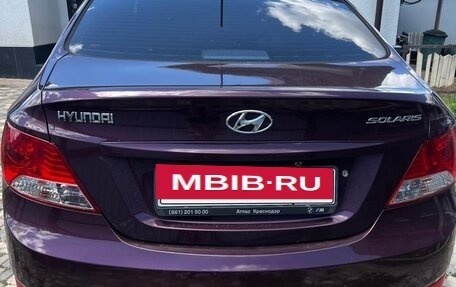 Hyundai Solaris II рестайлинг, 2011 год, 870 000 рублей, 7 фотография
