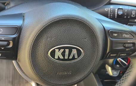 KIA Rio IV, 2020 год, 1 830 000 рублей, 5 фотография