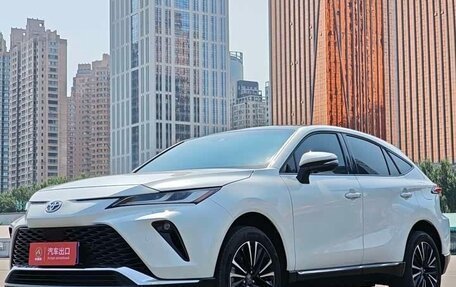 Toyota Venza, 2022 год, 2 430 000 рублей, 3 фотография