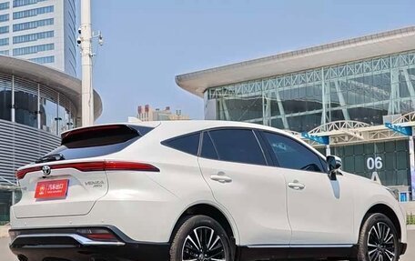 Toyota Venza, 2022 год, 2 430 000 рублей, 7 фотография