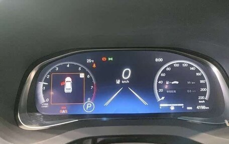 Toyota Venza, 2022 год, 2 430 000 рублей, 14 фотография