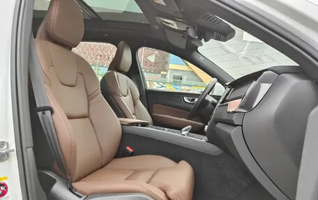 Volvo XC60 II, 2024 год, 3 850 065 рублей, 5 фотография