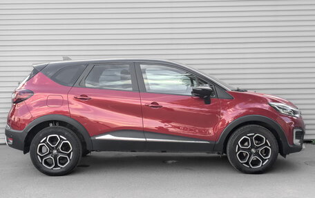 Renault Kaptur I рестайлинг, 2021 год, 1 650 000 рублей, 4 фотография