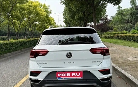 Volkswagen T-Roc I, 2022 год, 1 310 027 рублей, 5 фотография