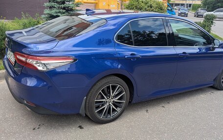 Toyota Camry, 2021 год, 3 000 000 рублей, 5 фотография