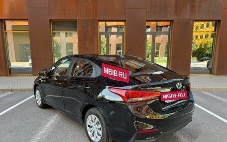 Hyundai Solaris II рестайлинг, 2018 год, 945 000 рублей, 11 фотография