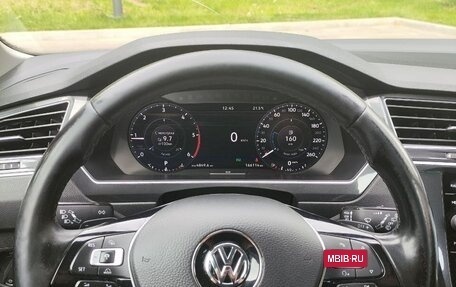 Volkswagen Tiguan II, 2018 год, 2 350 000 рублей, 5 фотография