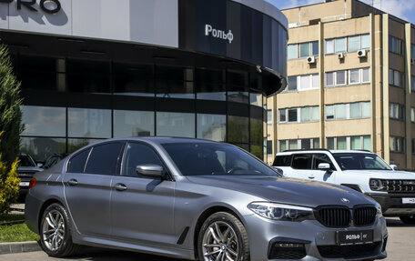 BMW 5 серия, 2019 год, 3 896 000 рублей, 3 фотография