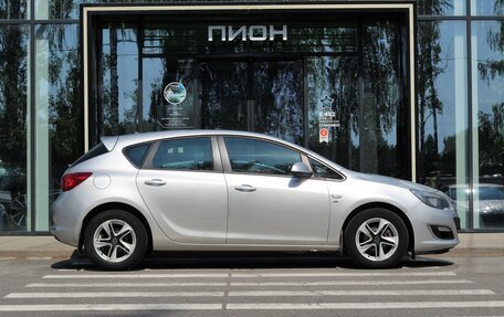 Opel Astra J, 2013 год, 795 000 рублей, 3 фотография