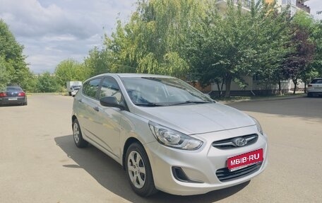 Hyundai Solaris II рестайлинг, 2014 год, 1 250 000 рублей, 1 фотография