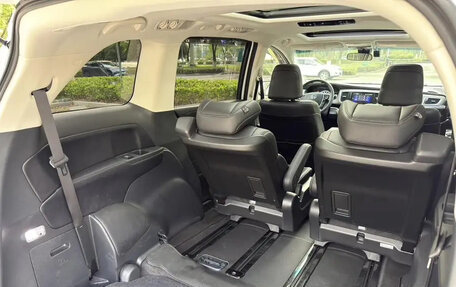 Honda Odyssey IV, 2021 год, 2 750 000 рублей, 18 фотография